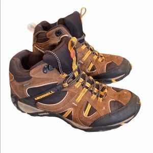 Merrell’s Hiking Boots Men’s Size 10.5